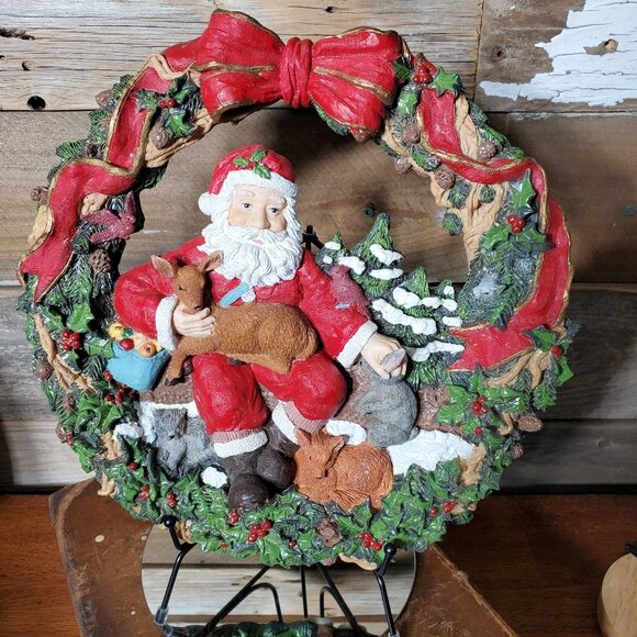 Ceramic Christmas Wreath - Santa and Woodland Animals - Picture 1 of 9